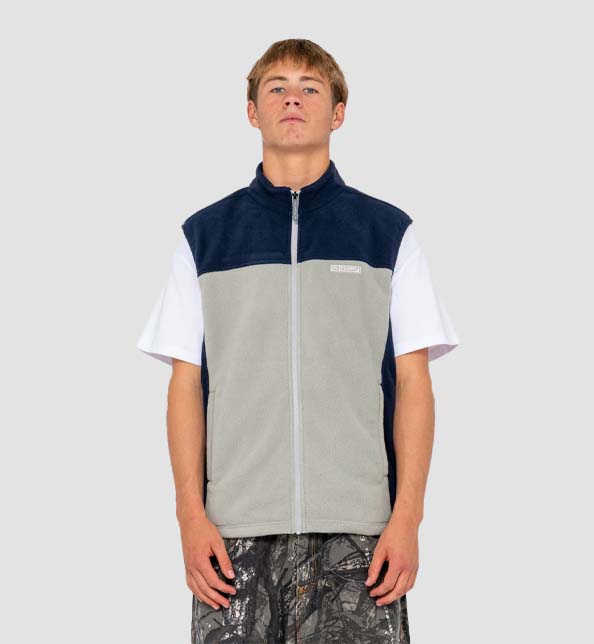 On the Run Tech Fleece Ve